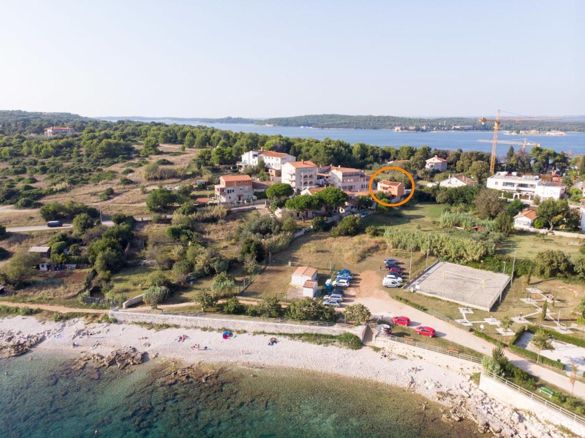 Apartments Petra Near Beach Veruda Exteriör bild